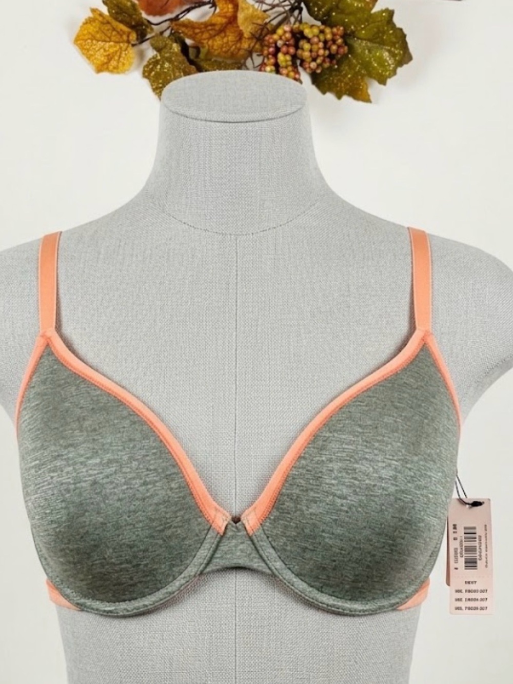 Women’s Heather Gray Underwire T-Shirt Bra with Peach Trim